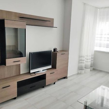 Plaza Apartman - City Center, Free Parking, Free Wifi Дебрецен Экстерьер фото