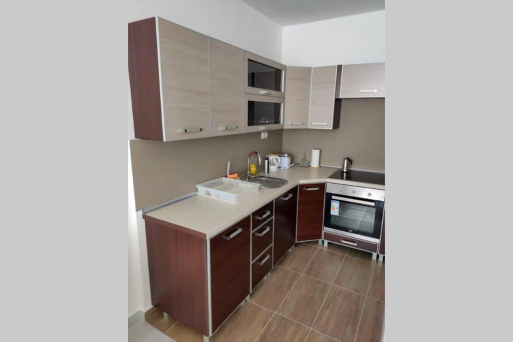 Plaza Apartman - City Center, Free Parking, Free Wifi Дебрецен Экстерьер фото